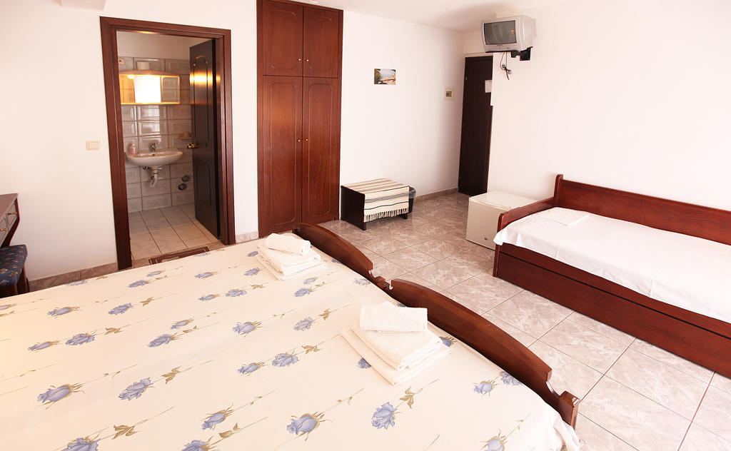 Hotel Fourkos Thasos Extérieur photo